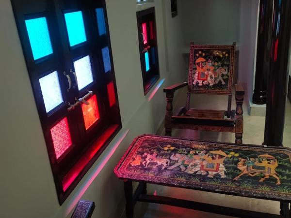 Pink City Backpackers : photo 7 de la chambre chambre double deluxe avec balcon