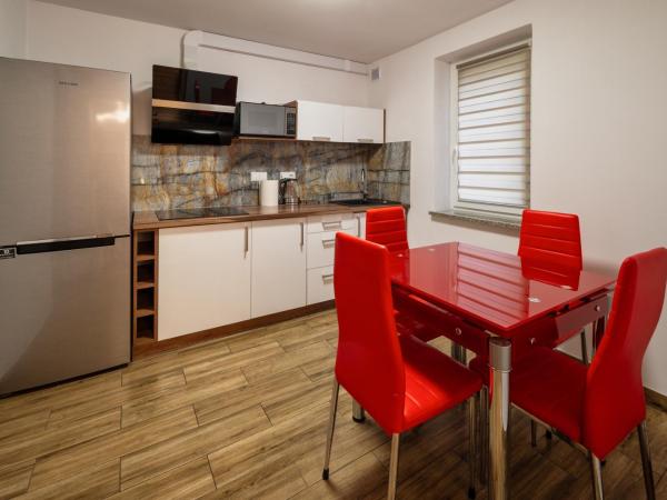 Zielony Zakątek Karpacz Apartamenty : photo 3 de la chambre chambre quadruple