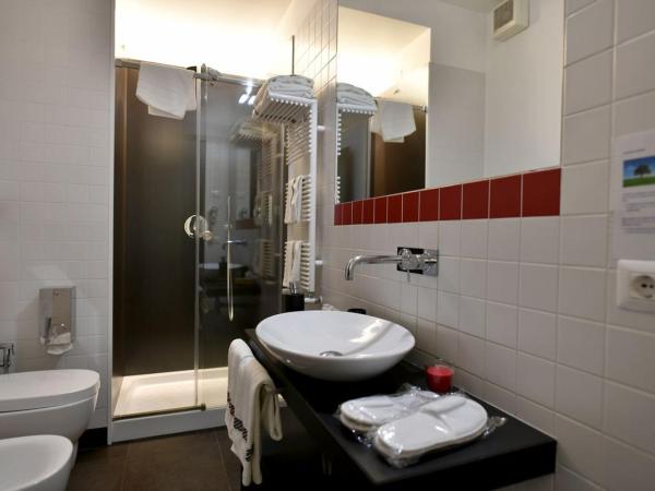 B&B Donna Eleonora : photo 4 de la chambre chambre familiale