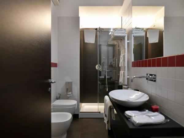 B&B Donna Eleonora : photo 5 de la chambre chambre familiale