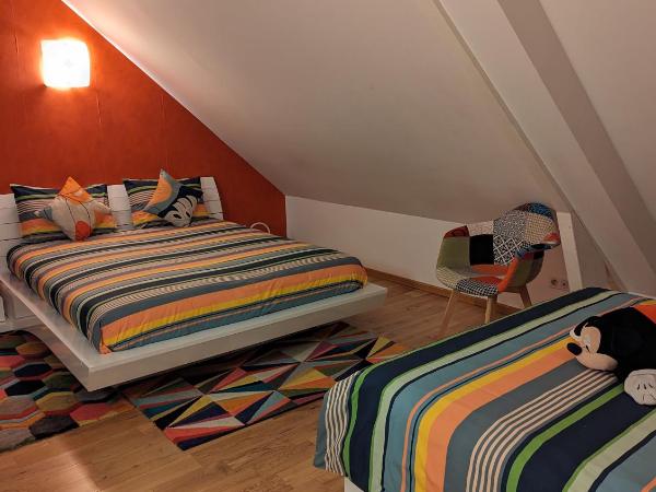 Les Chambres D'oriane : photo 3 de la chambre chambre quadruple avec douche