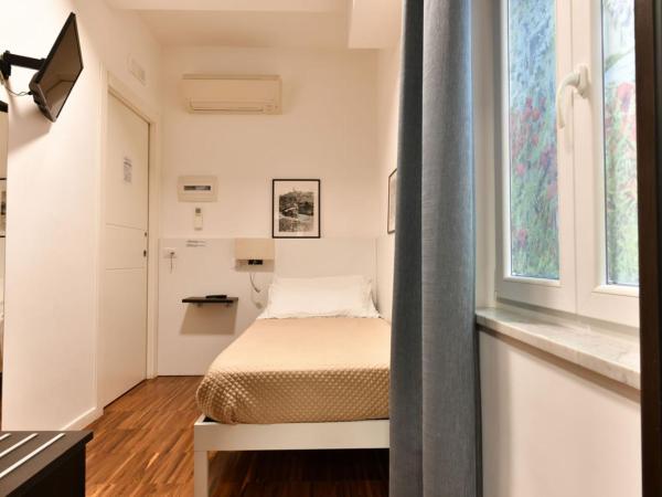 B&B Donna Eleonora : photo 1 de la chambre chambre simple Économique