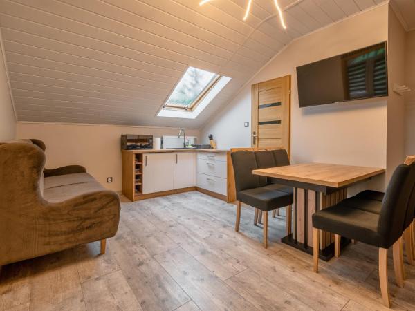 Zielony Zakątek Karpacz Apartamenty : photo 4 de la chambre chambre familiale