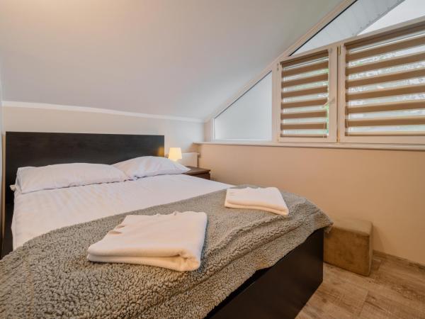 Zielony Zakątek Karpacz Apartamenty : photo 9 de la chambre chambre familiale