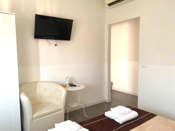Confortini Rooms SUNDAY : photo 10 de la chambre chambre double