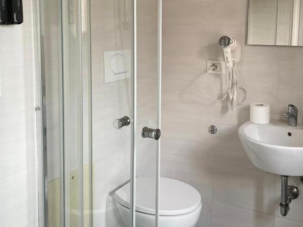 Confortini Rooms SUNDAY : photo 8 de la chambre chambre double standard