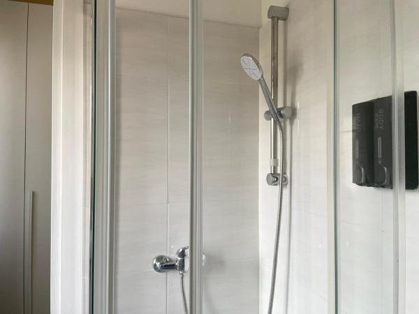 Confortini Rooms SUNDAY : photo 9 de la chambre chambre double standard