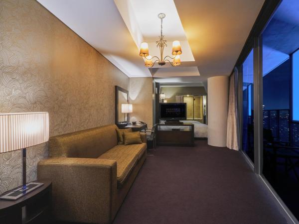 Harmonie Embrassee : photo 10 de la chambre chambre lits jumeaux de luxe - non-fumeurs