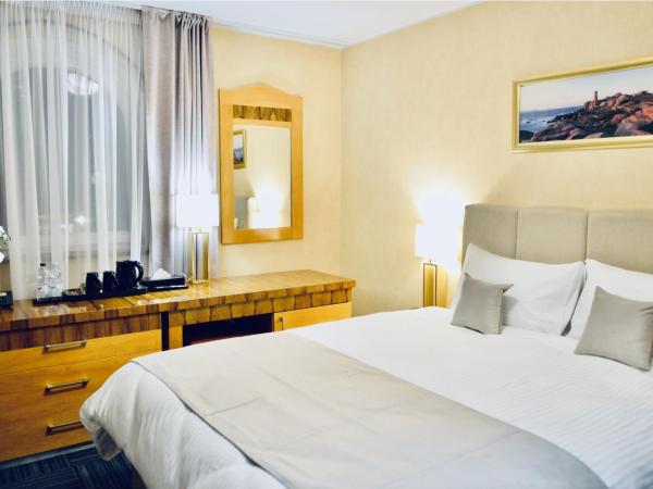 Jess Hotel Krolewski Gdansk Old Town : photo 1 de la chambre chambre double standard