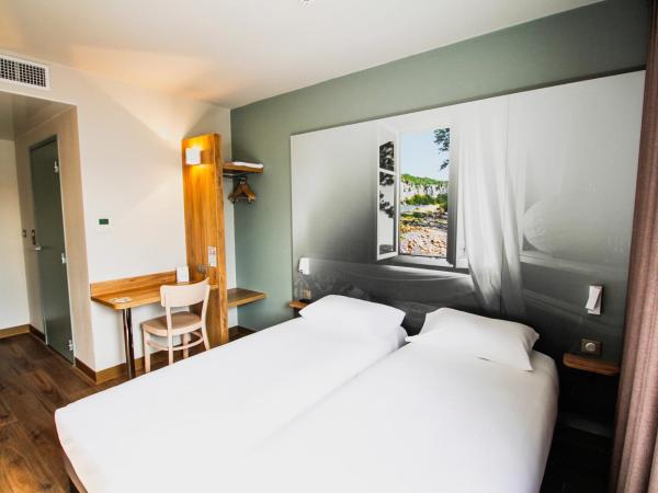 B&B HOTEL Montélimar Sud : photo 1 de la chambre chambre lits jumeaux standard