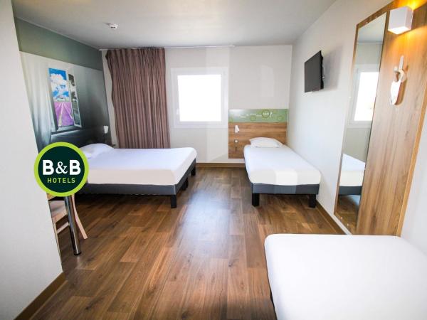 B&B HOTEL Montélimar Sud : photo 3 de la chambre chambre quadruple