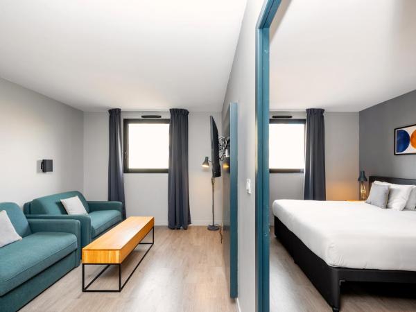 Staycity Aparthotels Marseille Centre Vieux Port : photo 4 de la chambre appartement 1chambre pour personnes  mobilit rduite
