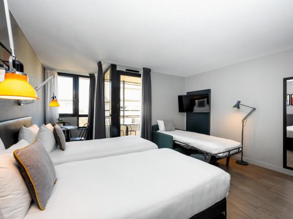 Staycity Aparthotels Marseille Centre Vieux Port : photo 3 de la chambre studio (3 adultes)