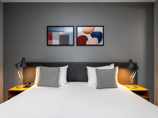 Staycity Aparthotels Marseille Centre Vieux Port : photo 4 de la chambre studio accessible aux personnes à mobilité réduite (2 adultes)