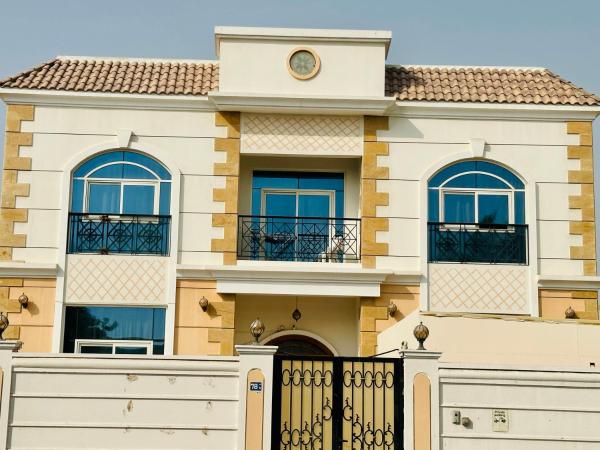 Small single room inside luxurious villa : photo 6 de la chambre petite chambre double