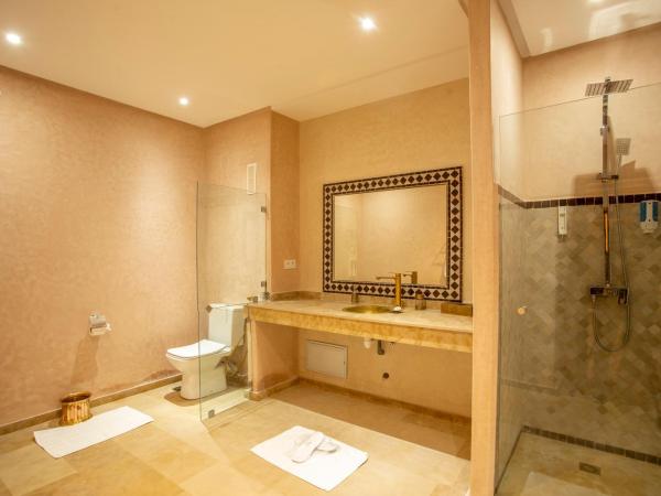 Riad Kenza : photo 2 de la chambre suite lit queen-size