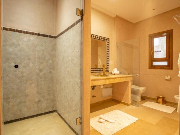 Riad Kenza : photo 1 de la chambre suite lit king-size