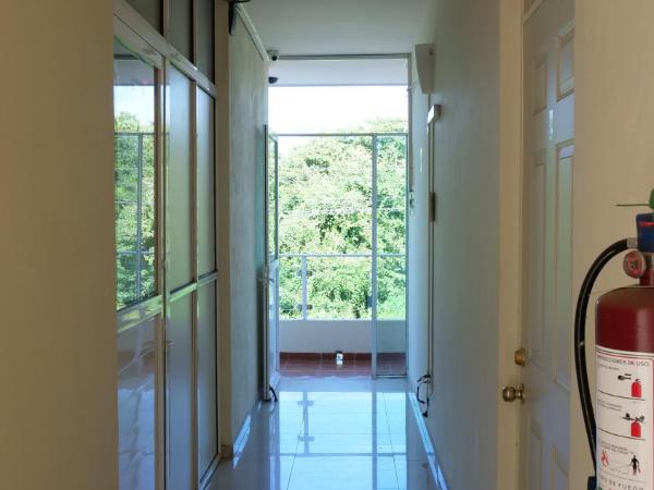 Hotel Mar Caribe Puerto Vallarta : photo 4 de la chambre chambre double supérieure avec deux lits doubles