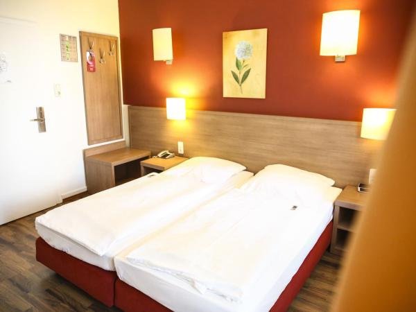 Hotel Marienthal Garni : photo 2 de la chambre offre spéciale - chambre double
