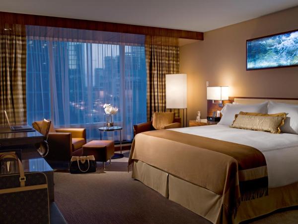 Fairmont Pacific Rim : photo 7 de la chambre hébergement lit king-size fairmont gold avec bain à remous - non-fumeurs
