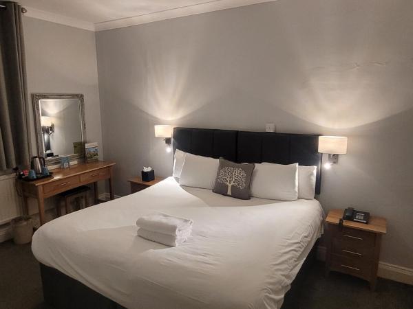 The Beeches Hotel & Leisure Club : photo 2 de la chambre chambre lit king-size