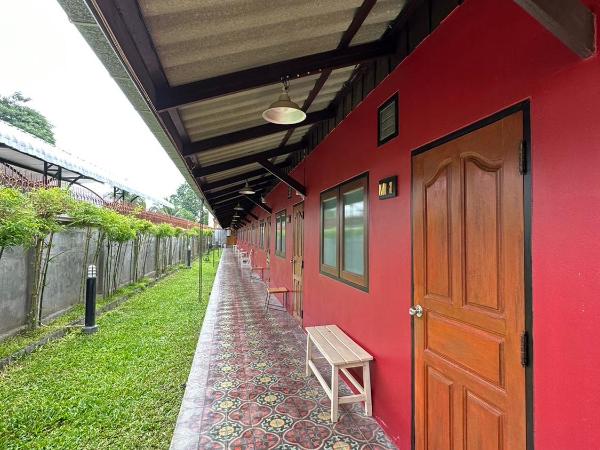 Baan Ma Feung GuestHouse : photo 8 de la chambre chambre lits jumeaux standard