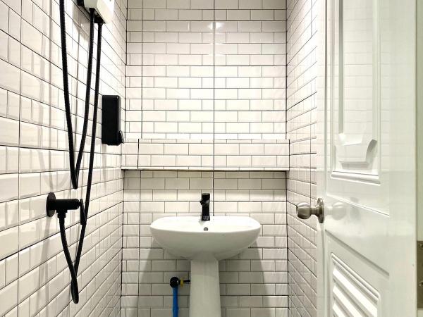 LONGDOO Hostel : photo 1 de la chambre twin capsule in mixed dormitory room