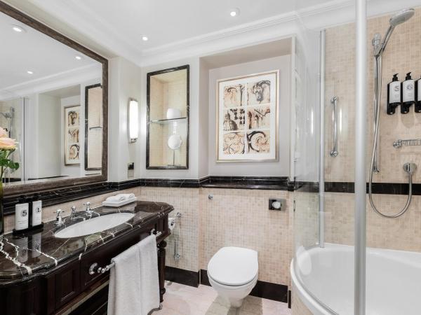 The Langham London : photo 5 de la chambre chambre lits jumeaux standard