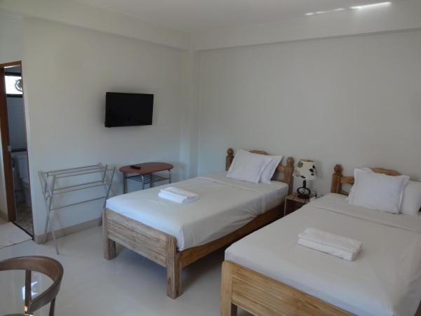 Rena House Chiang Mai : photo 5 de la chambre standard twin room- upper floor