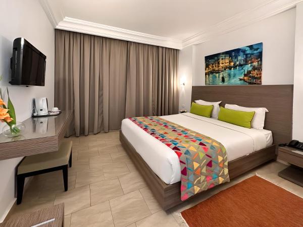 El Oumara Hotel : photo 3 de la chambre chambre double avec salle de bains privative