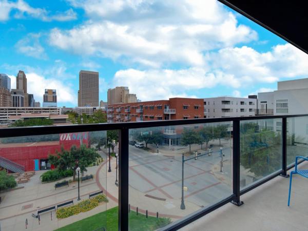 Aloft Oklahoma City Downtown - Bricktown : photo 7 de la chambre chambre lit king-size
