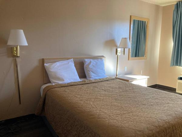 Tree Inn & Suites Albuquerque : photo 1 de la chambre chambre simple standard
