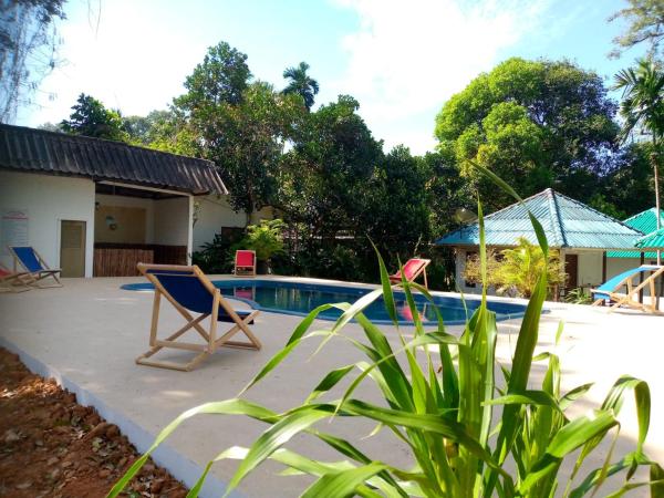 Tropical Paradise Leelawadee Resort : photo 3 de la chambre maison de vacances