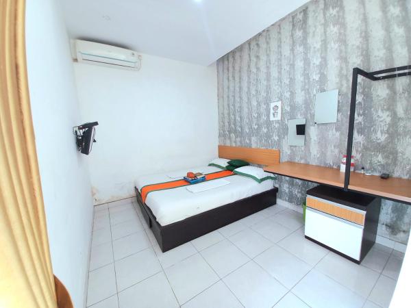 Hotel Jogja Kili Suci By Simply Homy : photo 2 de la chambre chambre supérieure lit queen-size