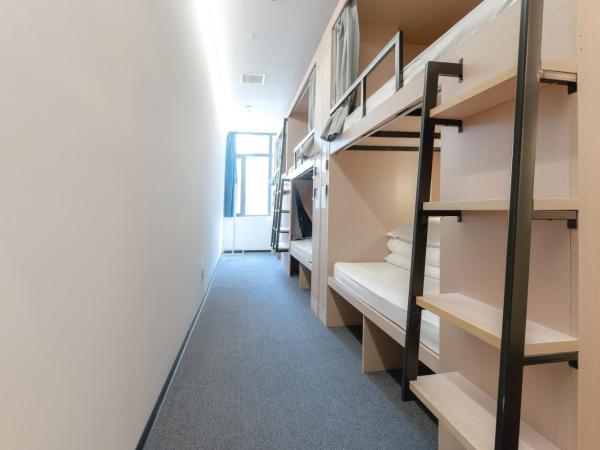 Sifang Space Hostel Xi'an - Xi'an KEJIDAXUE metro Line4 : photo 2 de la chambre lit dans dortoir pour femmes de 6 lits