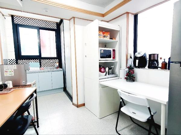 Cony house : photo 3 de la chambre chambre simple avec salle de bains privative