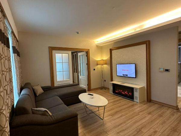 Bof Hotels Ceo Suites Atasehir : photo 2 de la chambre suite lit queen-size