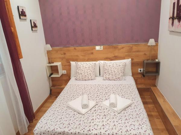 Hostal Abel Victoriano : photo 4 de la chambre chambre double