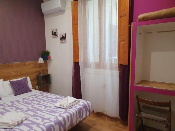Hostal Abel Victoriano : photo 3 de la chambre petite chambre double