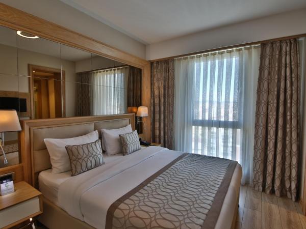 Bof Hotels Ceo Suites Atasehir : photo 1 de la chambre suite deluxe