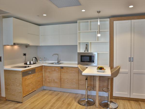 Bof Hotels Ceo Suites Atasehir : photo 2 de la chambre suite deluxe