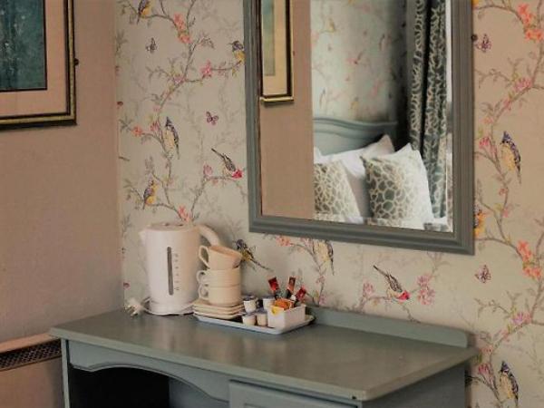 The Waterfront Townhouse Accommodation : photo 6 de la chambre chambre double avec terrasse