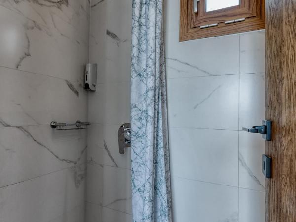 Harma Boutique Hotel : photo 8 de la chambre chambre Économique classique - vue latérale sur mer (annexe)