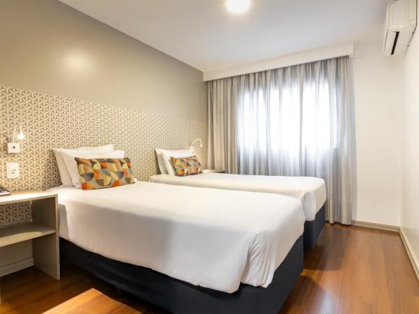 Mercure Curitiba 7 de Setembro : photo 1 de la chambre appartement standard avec lits jumeaux
