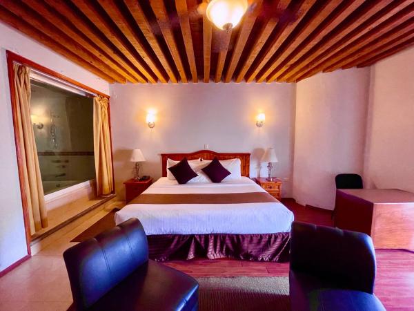 Hotel Puebla Plaza : photo 6 de la chambre suite master