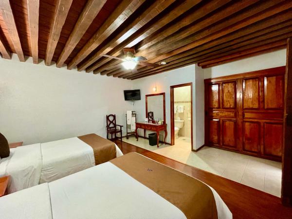 Hotel Puebla Plaza : photo 2 de la chambre chambre quadruple standard