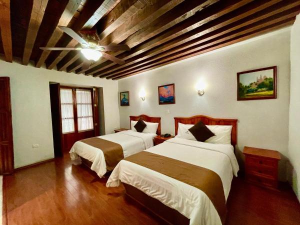 Hotel Puebla Plaza : photo 3 de la chambre chambre quadruple standard