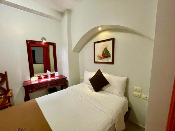 Hotel Puebla Plaza : photo 4 de la chambre chambre double