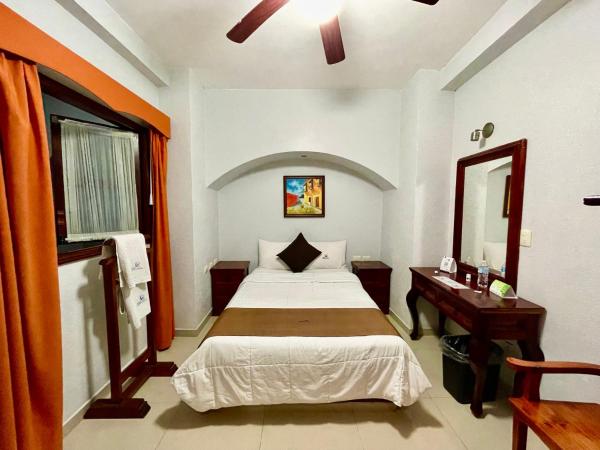 Hotel Puebla Plaza : photo 5 de la chambre chambre double