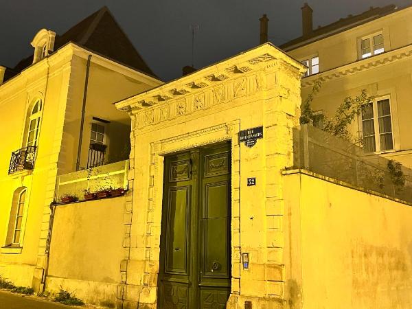 Suite Aubance - Maison Bossoreil : photo 2 de la chambre chambre quadruple avec baignoire